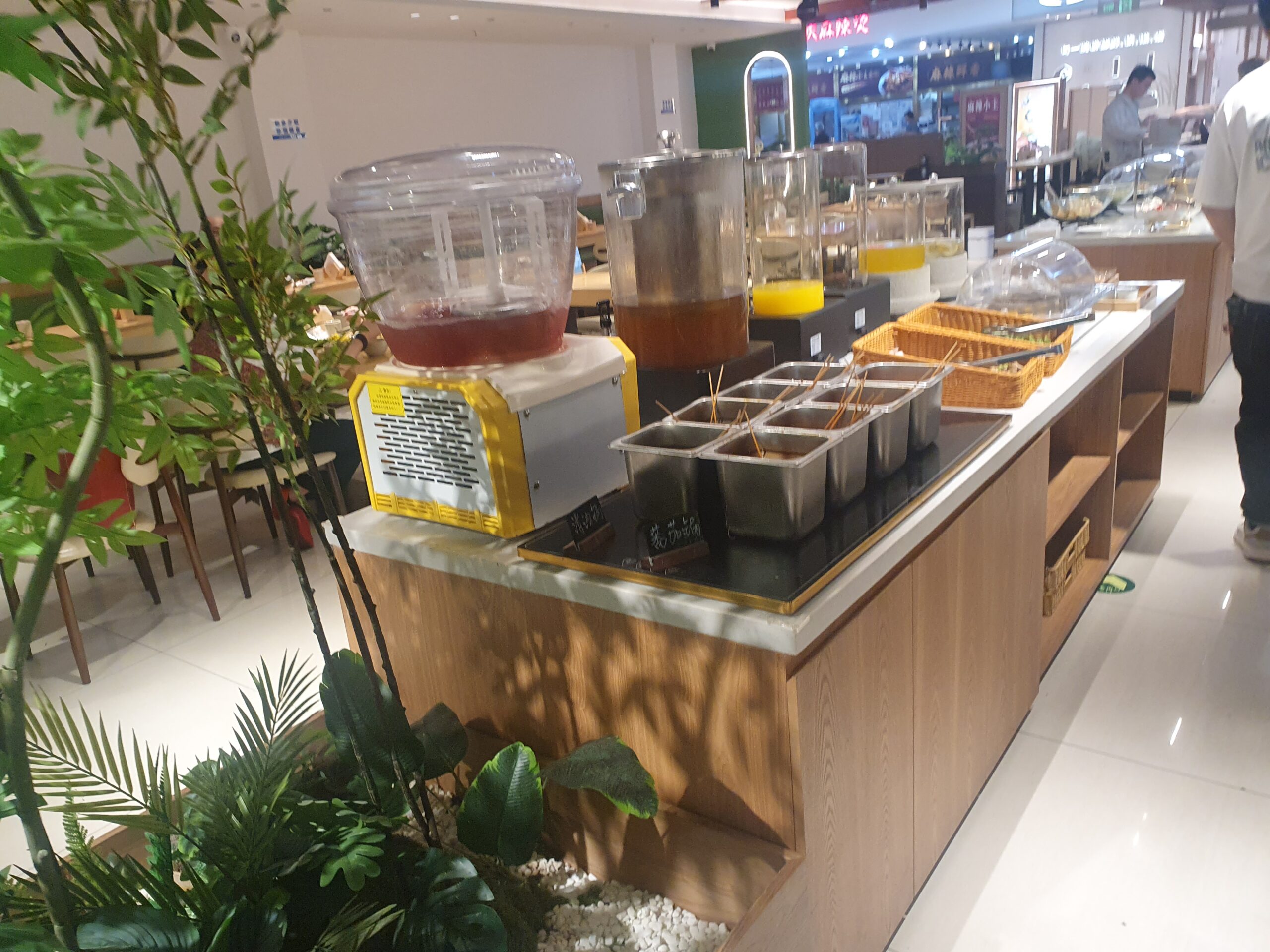 Stryv4/~ gallery image 3 — buffet
